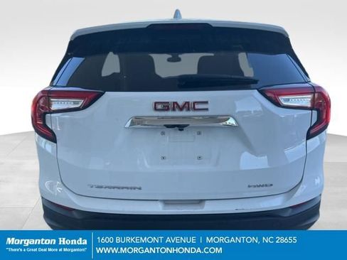 Used 2024 GMC Terrain SLE AWD/4WD image 8