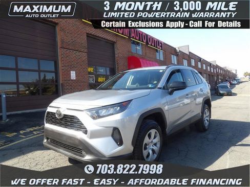 Used 2021 Toyota RAV4 LE w/ Carpet Mat Package (TMS) image 1