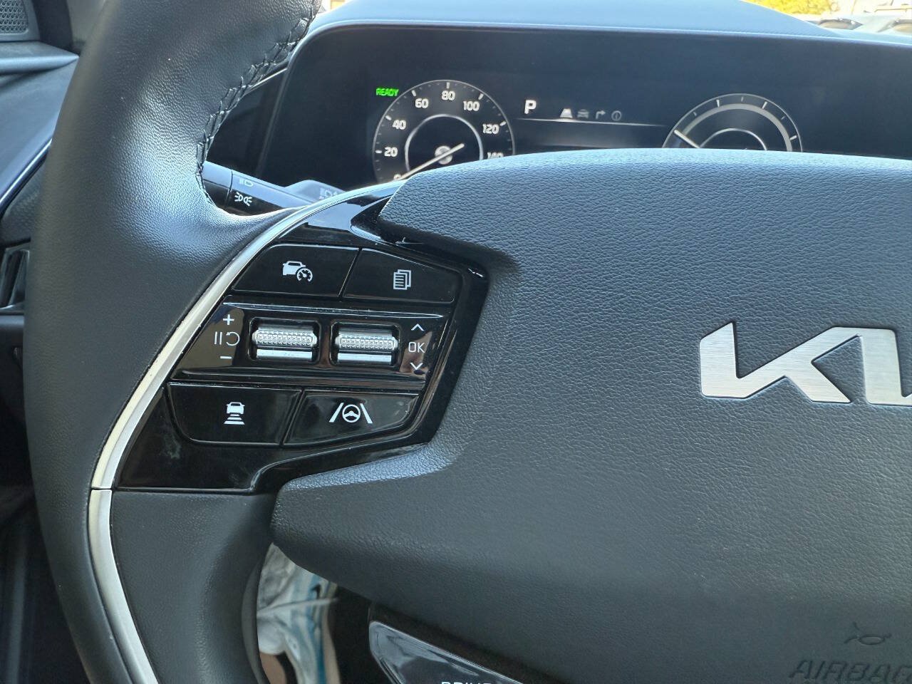 Used 2024 Kia Niro Wind w/ Wind Preserve Package FWD image 29