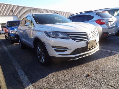 Used 2018 Lincoln MKC Select w/ Select Plus Package image 1