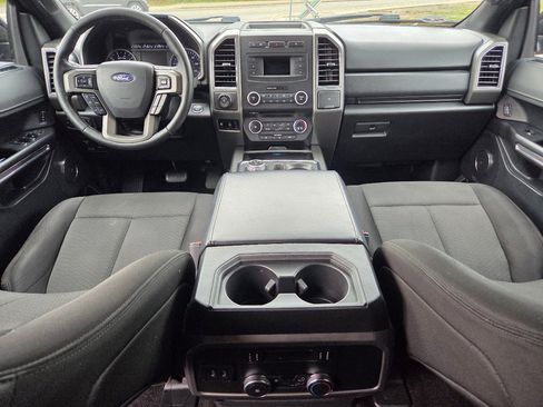 Used 2018 Ford Expedition Max XLT image 22