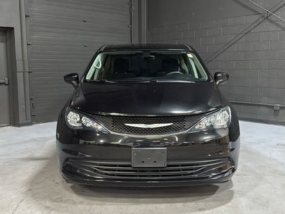Used 2017 Chrysler Pacifica Touring