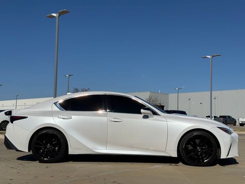 Used 2022 Lexus IS 300 w/ Comfort Package image 8