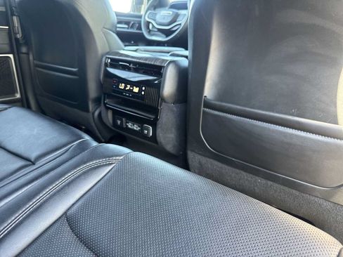 Used 2024 Jeep Wagoneer Series II w/ Flexible Seating Group AWD/4WD image 10
