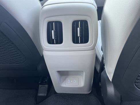 New 2025 Hyundai Tucson Limited image 10