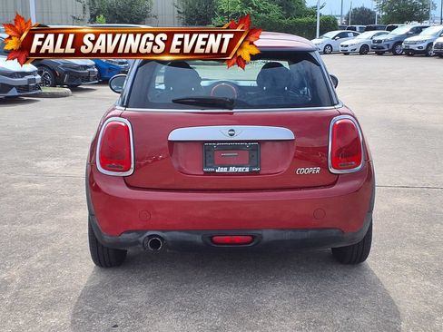 Used 2014 MINI Cooper 2-Door Hardtop FWD image 8