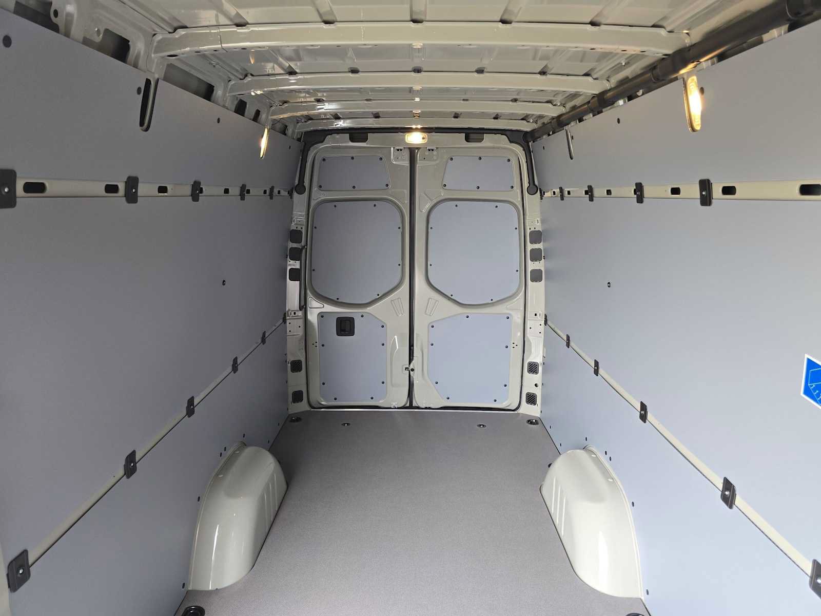 Used 2026 Mercedes-Benz Sprinter 2500 image 17