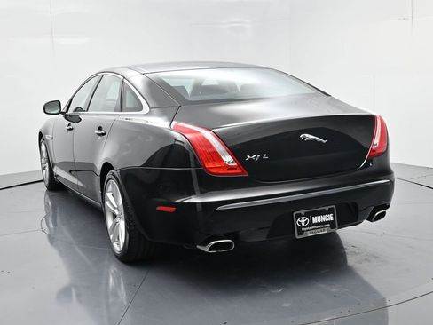 Used 2011 Jaguar XJ L image 6