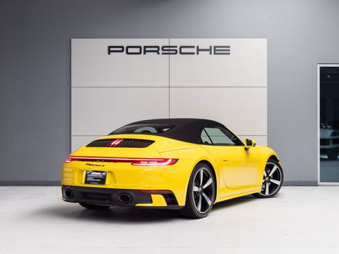 Certified 2022 Porsche 911 Carrera S RWD image 7