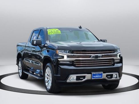 Used 2021 Chevrolet Silverado 1500 High Country w/ Technology Package AWD/4WD image 5