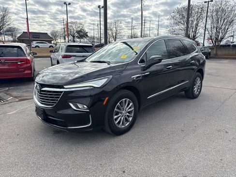 Used 2024 Buick Enclave Premium image 7