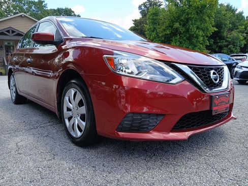 Used 2017 Nissan Sentra SV FWD image 4