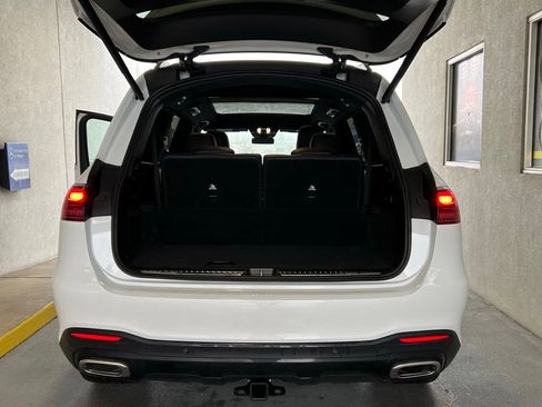 Certified 2025 Mercedes-Benz GLS 580 4MATIC image 36
