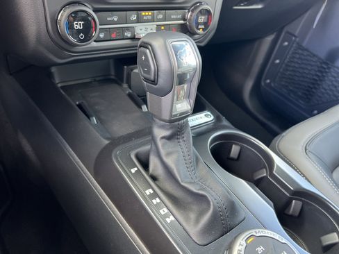 New 2025 Ford Bronco Outer Banks image 22