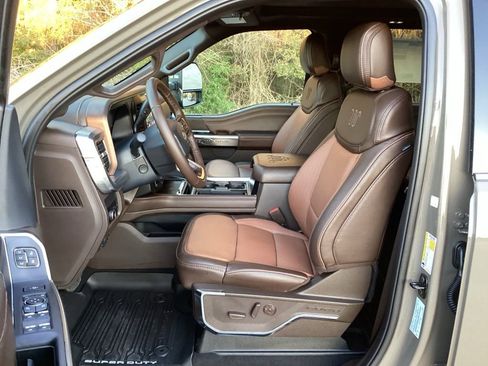 New 2026 Ford F250 King Ranch w/ Chrome Package image 28