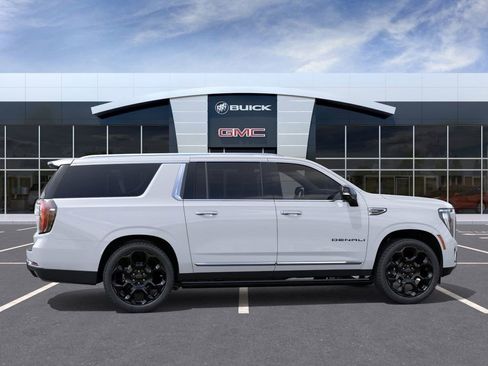 New 2026 GMC Yukon XL Denali AWD/4WD image 5