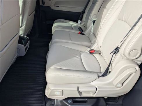 New 2026 Honda Odyssey EX-L image 14