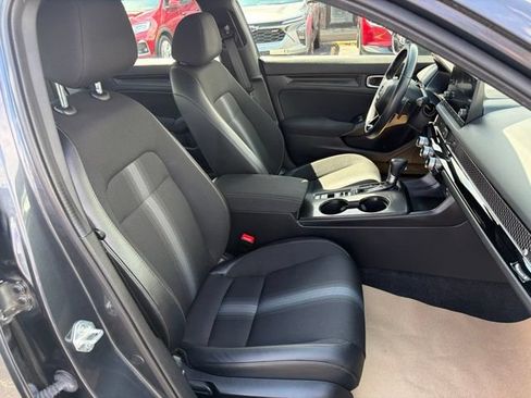 Used 2024 Honda Civic Sport image 18