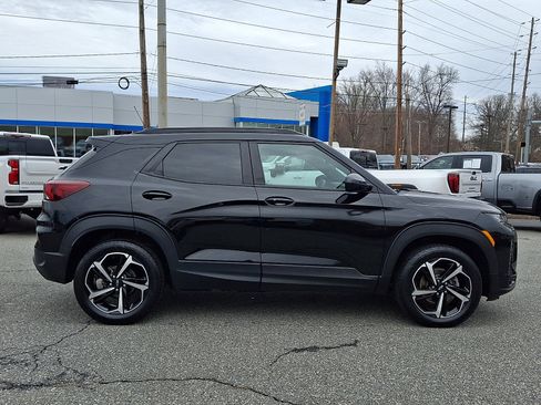 Used 2023 Chevrolet TrailBlazer RS w/ Sun and Liftgate Package image 7