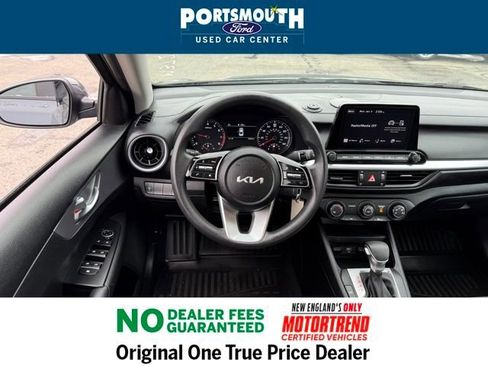 Used 2023 Kia Forte LXS image 7
