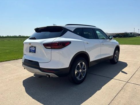Used 2024 Chevrolet Blazer LT w/ Convenience Package FWD image 9