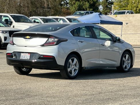 Used 2019 Chevrolet Volt LT image 4