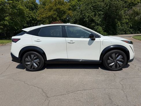 Used 2024 Nissan Ariya AWD image 5