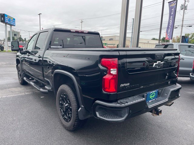 Used 2024 Chevrolet Silverado 2500 LT w/ Midnight Edition AWD/4WD image 24