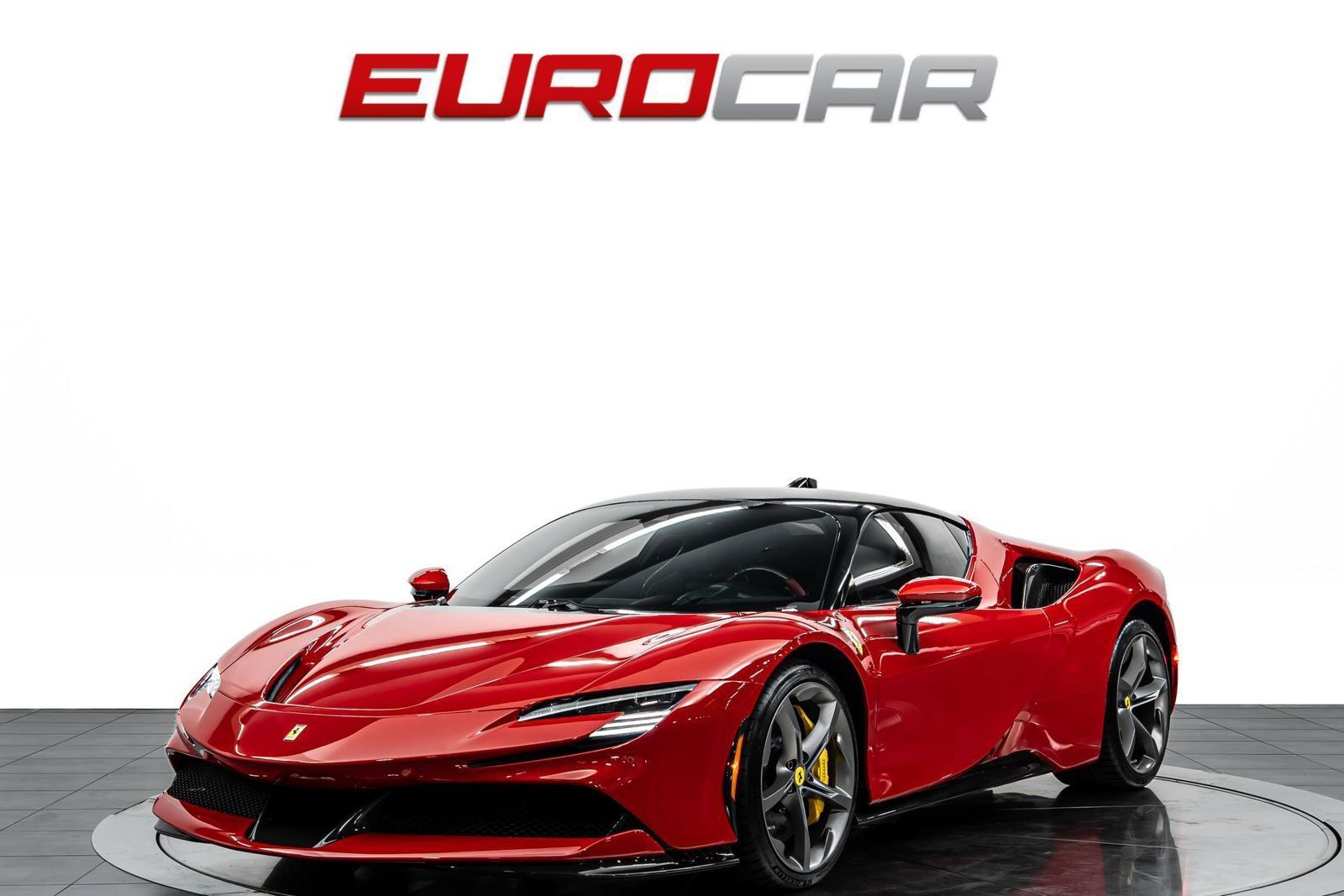 Used 2021 Ferrari SF90 Stradale AWD/4WD image 1