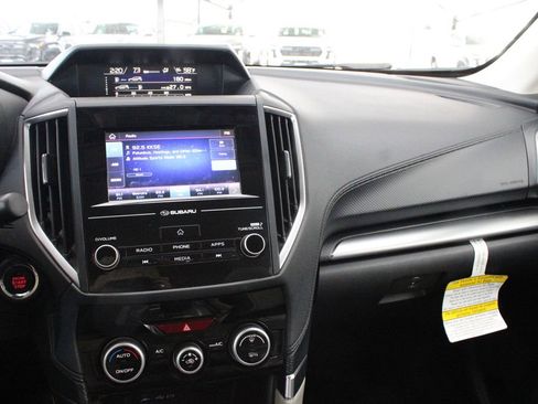 Used 2024 Subaru Forester Premium AWD/4WD image 43