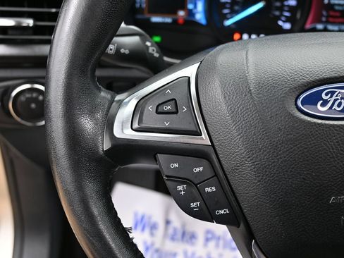 Used 2018 Ford Fusion Energi Titanium FWD image 14