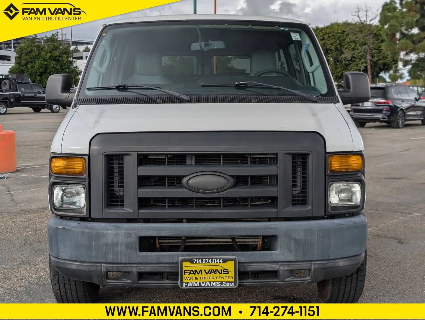 Used 2014 Ford E-350 and Econoline 350 XL w/ Power Windows & Locks Group RWD image 3