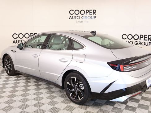 Certified 2025 Hyundai Sonata SEL image 21