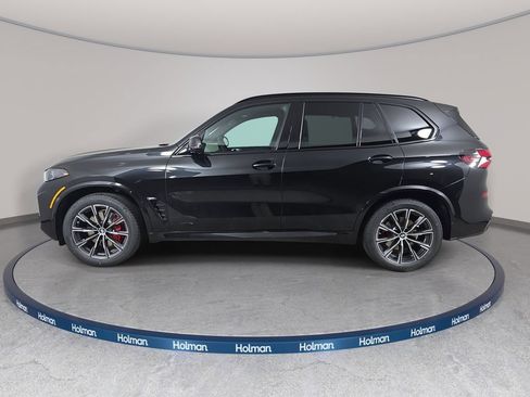 New 2026 BMW X5 xDrive40i w/ M Sport Package AWD/4WD image 8