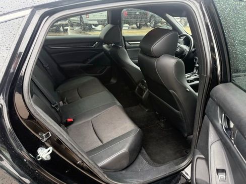 Used 2022 Honda Accord Sport image 12