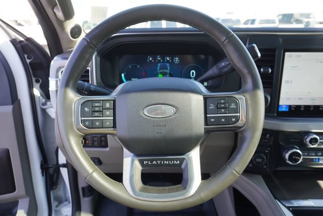 Used 2025 Ford F350 Platinum w/ Platinum Plus Package AWD/4WD image 33