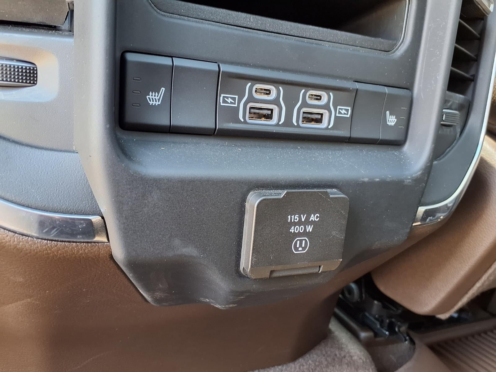 Used 2025 RAM 1500 Laramie AWD/4WD image 33