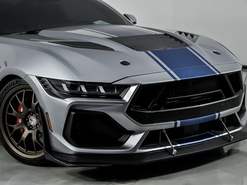 Used 2024 Ford Mustang GT Premium w/ GT Performance Package RWD image 3