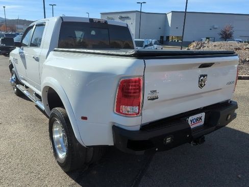 Used 2017 RAM 3500 Laramie w/ Convenience Group image 6