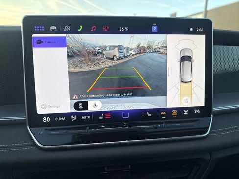 New 2026 Volkswagen Tiguan SE AWD/4WD image 14