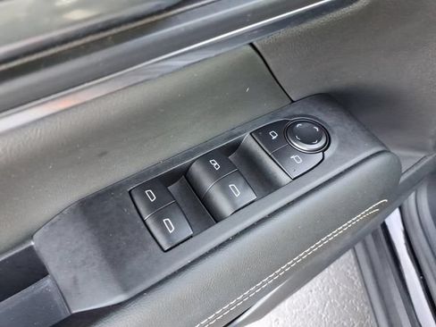 Used 2025 GMC Terrain Elevation w/ Elevation Premium Package AWD/4WD image 29