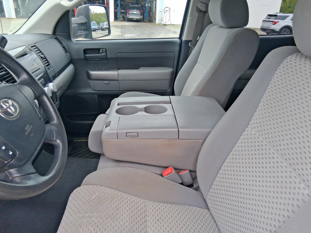 Used 2012 Toyota Tundra 4x4 CrewMax w/ Tow Pkg image 16