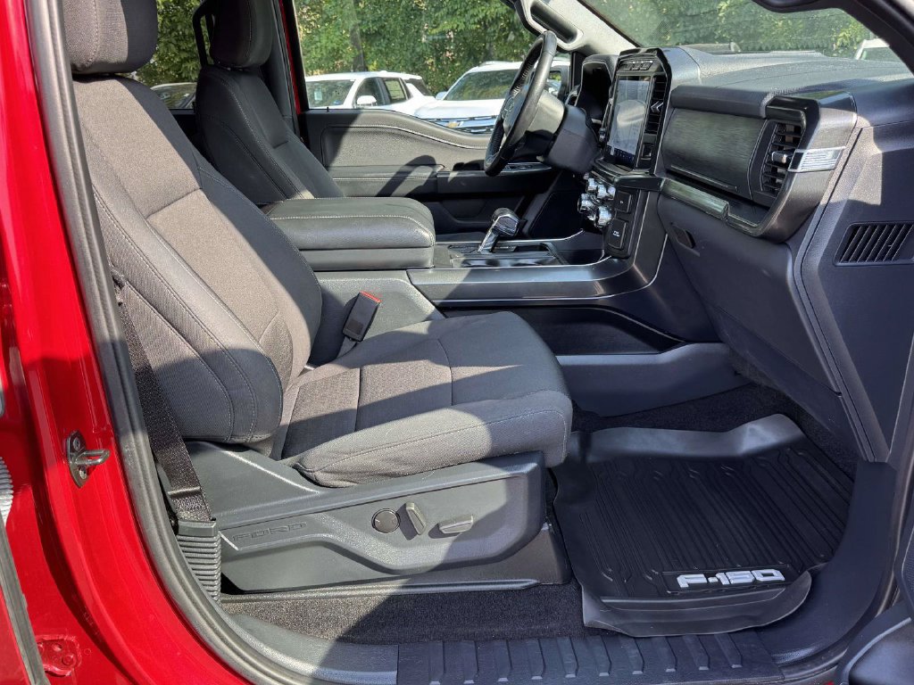 Used 2022 Ford F150 XLT w/ Equipment Group 302A High AWD/4WD image 16