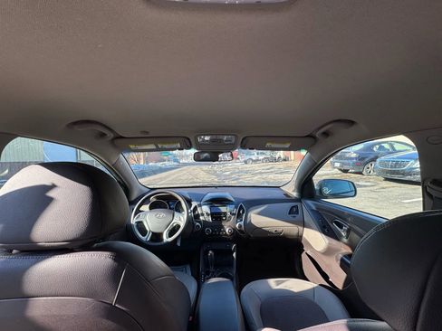 Used 2013 Hyundai Tucson GLS image 25