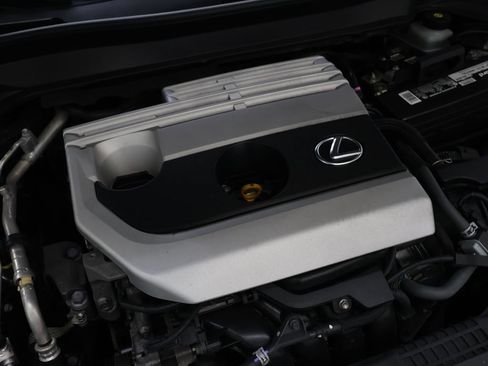 Used 2020 Lexus UX 200 w/ Premium Package FWD image 27