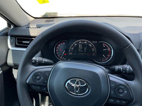 Used 2024 Toyota RAV4 XLE Premium FWD image 12