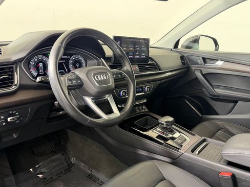 Used 2021 Audi Q5 2.0T Premium Plus w/ Premium Plus Package AWD/4WD image 4
