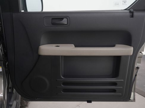Used 2007 Honda Element EX image 12