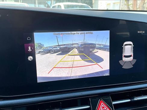 Used 2024 Kia Niro EX image 28