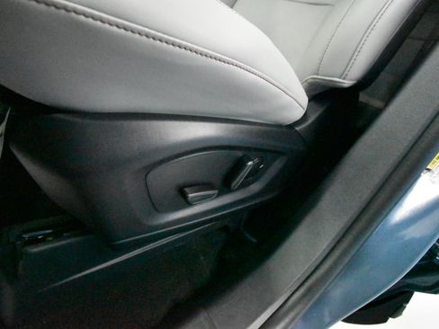 New 2026 Ford Explorer Active w/ Active Comfort Package image 6